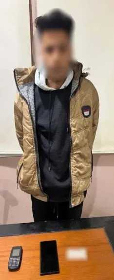 ضبط شخص لاستيلائه على حسابات فتاة بمواقع التواصل الاجتماعي وابتزازها