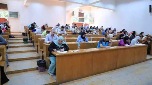 ممنوع الدخول بالمحمول.. تعرف على ضوابط امتحانات الفصل الدراسى الأول بالجامعات