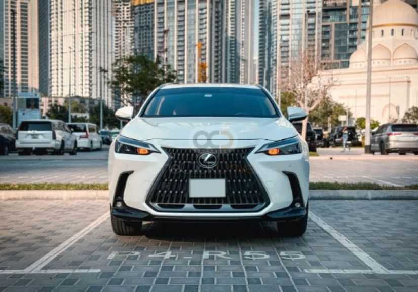 دليل السفر والتنقل في المدينة الساحلية مع تأجير سيارات في الدار البيضاء