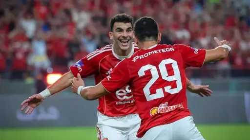 لاعب الزمالك السابق عن انتقال زيزو وإمام عاشور... لاعب الزمالك السابق عن انتقال زيزو وإمام عاشور للأهلي: الاحتراف غلب الانتماء