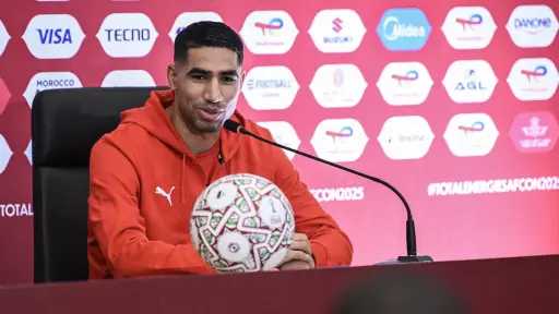 حكيمي عن مباراة المغرب وجزر القمر: «ندرك حجم المسؤولية وسنلعب بالتركيز والسيطرة على الانفعالات»