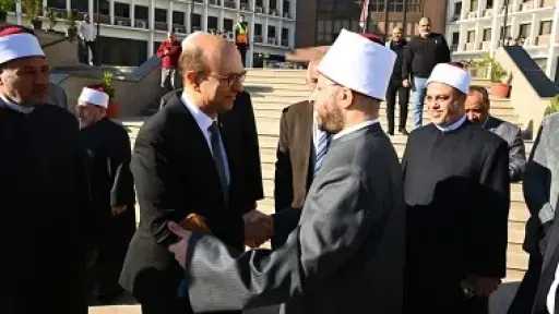 وزير الأوقاف ورئيس جامعة أسيوط يتبادلان الرؤى في نشر الوسطية والاعتدال