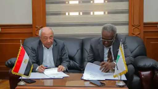 لتعزيز آفاق التعاون.. نقيب المهندسين يوقع بروتوكول تعاون مع الاتحاد العام للمهندسين السودانيين