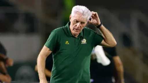 جنوب أفريقيا تتجاهل التوقعات.. بروس: لن نكون من المرشحين للفوز بأمم إفريقيا