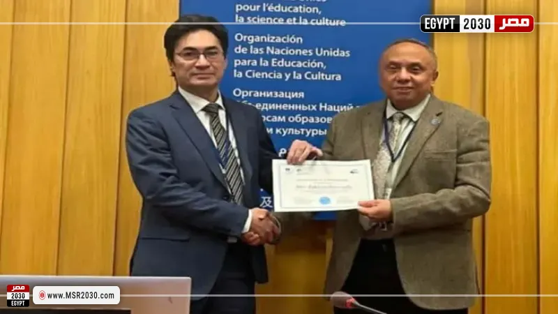 اليونسكو تحتفي بعقدين من الريادة المصرية في الإنذار المبكر بتكريم الدكتور عمرو حمودة