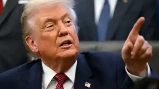 تقلبات ترامب تربك المشهد الإيراني.. كواليس القرار الأمريكي