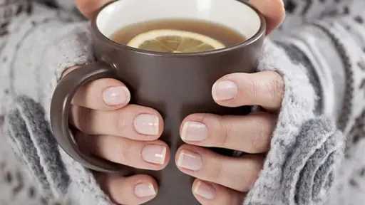 مشروبات بسيطة وحلول نفسية سريعة لمقاومة الاكتئاب الشتوي