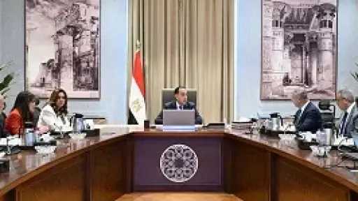 رئيس الوزراء يتابع الموقف التنفيذي للمشروعات التنموية والاستثمارية في الإسكندرية