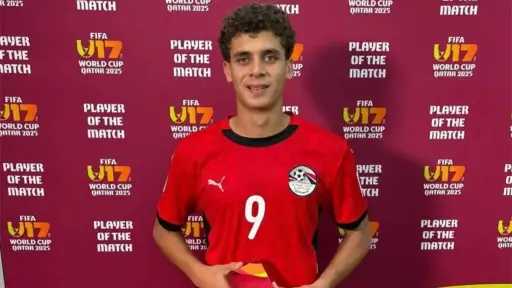 مليونان لا تكفي.. الأهلي يطالب بالمزيد لإطلاق موهبته... مليونان لا تكفي.. الأهلي يطالب بالمزيد لإطلاق موهبته نحو برشلونة