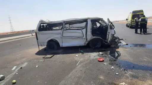 إصابة 6 أشخاص في حادث انقلاب ميكروباص بمدينة 6 أكتوبر