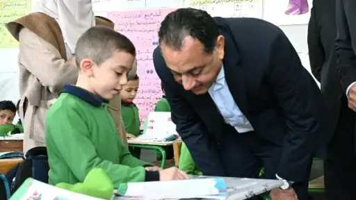 رئيس الوزراء يزور مدرسة أسكر الابتدائية بالجيزة