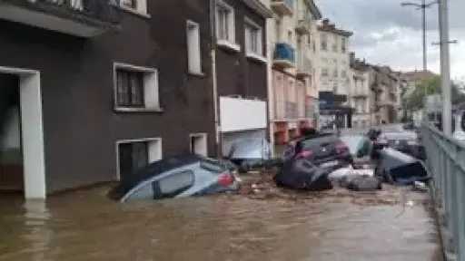 الفيضانات تضرب مناطق بجنوب فرنسا