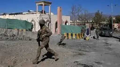 مقتل 5 من رجال الشرطة في هجوم شمال غرب باكستان