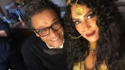 هند صبري تنعى الماكيير محمد عبد الحميد