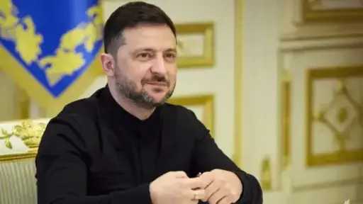 زيلينسكي يكشف تفاصيل ”خطة السلام”.. ويترقب رد روسيا