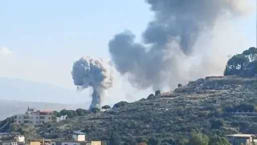 غارات إسرائيلية تستهدف عددا من بلدات الجنوب اللبناني