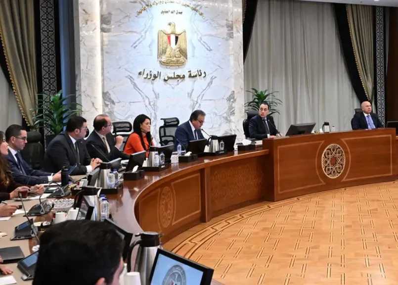 مجلس الوزراء: اعتماد مشروع تعديل قانون المرور يهدف لمواجهة الظواهر السلبية المرصودة خلال الفترة الماضية