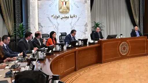 مجلس الوزراء: اعتماد مشروع تعديل قانون المرور يهدف لمواجهة الظواهر السلبية المرصودة خلال الفترة الماضية