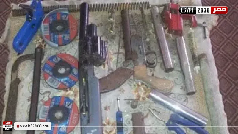 ورشة لتصنيع الأسلحة