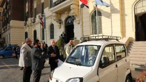 محافظ القاهرة : بدء استبدال التوك توك بسيارات كيوت صغيرة بـ 7 أحياء