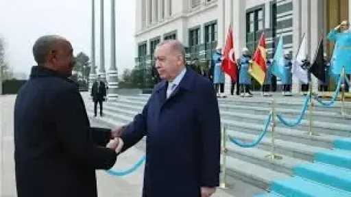 أردوغان يستقبل البرهان بمراسم رسمية في أنقرة