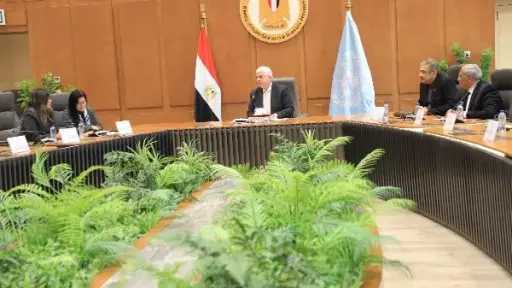 وزير التعليم العالي يشهد توقيع اتفاق ثلاثي بين وزارتي التعليم العالي والخارجية وبرنامج الأمم المتحدة الإنمائي