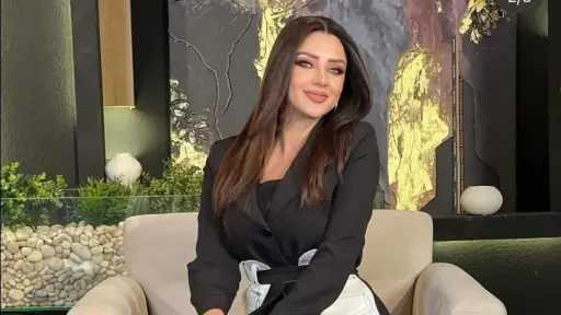 رضوى الشربيني تعلق على موجة الطلاق بين المشاهير... رضوى الشربيني تعلق على موجة الطلاق بين المشاهير بعد انفصال لميس الحديدي وعمرو أديب