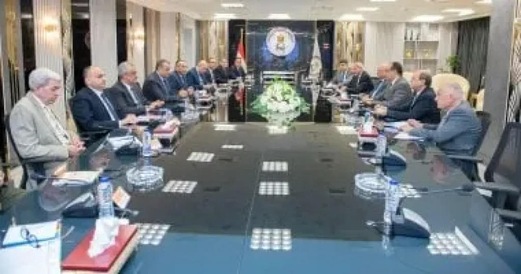 وزيرا الإنتاج الحربي وقطاع الأعمال