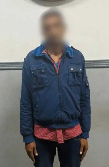 ضبط شخص سرق بطارية سيارة بالإسكندرية عقب تداول فيديو