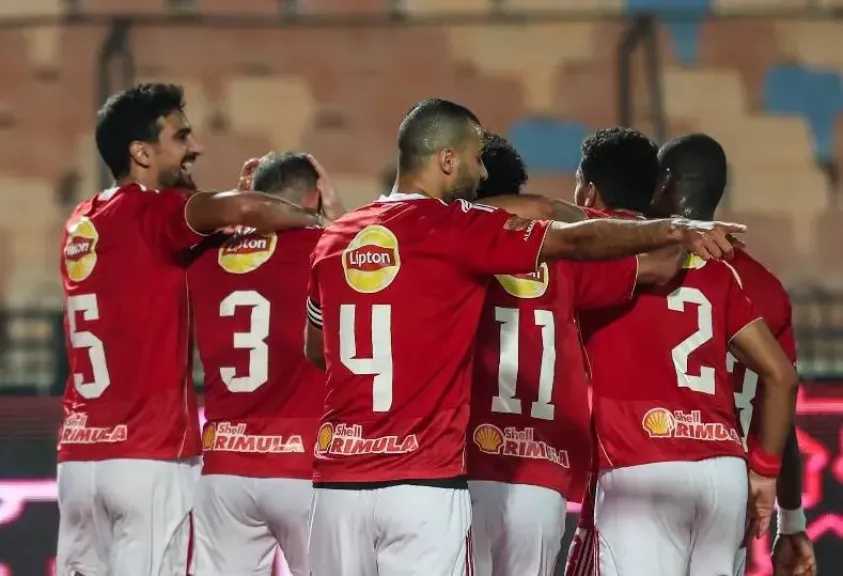 الأهلي يضاعف العقوبات المالية على لاعبيه بعد الخروج من كأس مصر