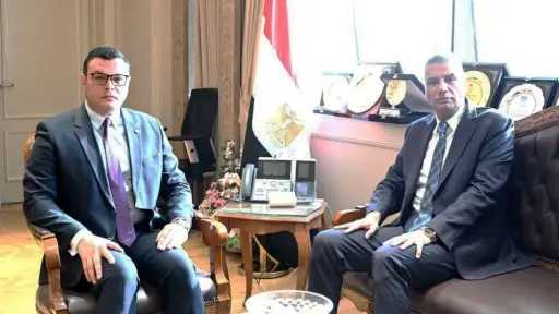وزير الإسكان يستقبل محافظ أسوان لبحث ملفات العمل المشترك