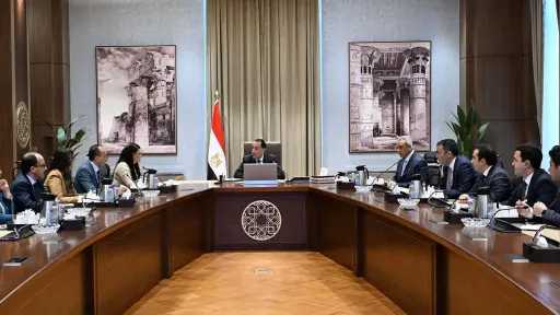 رئيس الوزراء يستعرض مع وزيرة التخطيط نتائج أعمال اللجنة الاستشارية للاقتصاد الرقمي