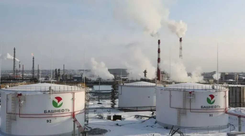 أوكرانيا تستهدف مصفاة نفط في سامارا الروسية