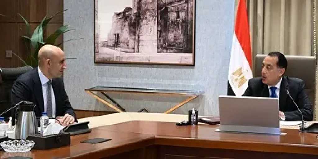 رئيس الوزراء يشدد على تأمين امتحانات الثانوية العامة ومواجهة محاولات الغش بعقوبات رادعة