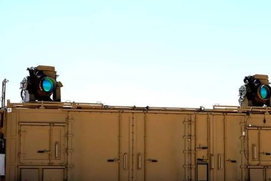  نظام اعتراض الصواريخ بالليز