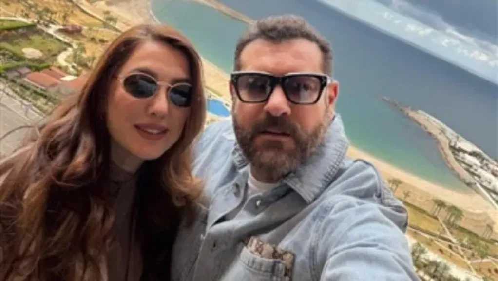 كندة علوش تحتفل بعيد ميلاد عمرو يوسف بالإسكندرية وسط أجواء رومانسية