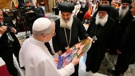 البابا لاون: العائلة المسيحية مدرسة للحب وحصن للقيم الإنسانية في عالم مضطرب