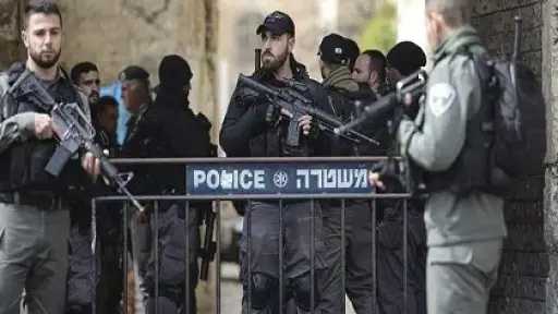 شرطة الاحتلال تحذر ضباطها من ”السير فُرادى” قرب قرية ”الترابين” البدوية في النقب