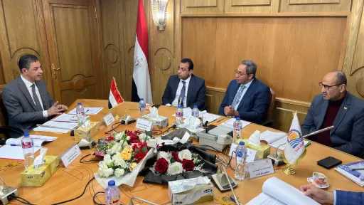 محافظ قنا يترأس الاجتماع الـ 30 لمجلس إدارة المنطقة الحرة العامة بقفط لمناقشة خطة التسويق الاستثماري