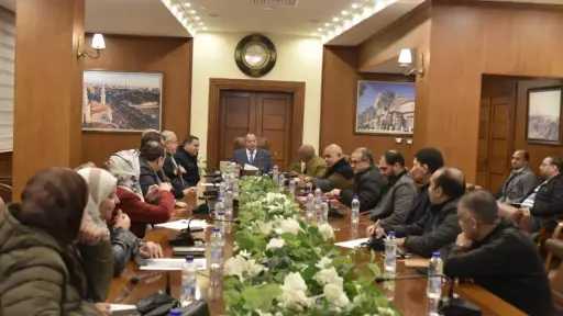 محافظ بورسعيد يتابع سير العمل في استكمال خطة تطوير ورفع كفاءة شارعي الحميدي والتجاري