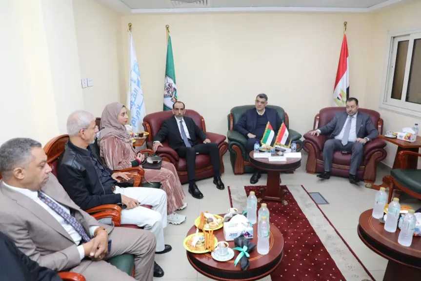 معهد الأورام يستقبل وفدا من هيئة الهلال الأحمر الإماراتي لدعم المرضى