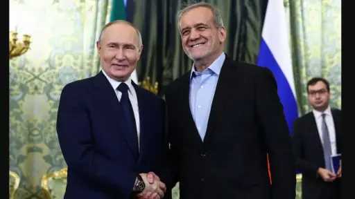 بعد تهديدات ترامب.. بوتين وبزشكيان يبحثان الوضع بشأن البرنامج النووي الإيراني