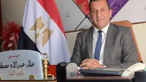 رئيس جهاز العاشر يوضح حقيقة إزالة أشجار الفيكس... رئيس جهاز العاشر يوضح حقيقة إزالة أشجار الفيكس بمسار القطار الكهربائي