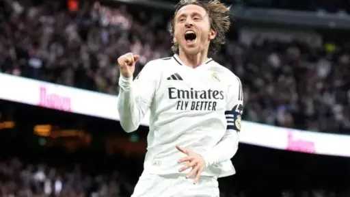 مودريتش يكشف تفاصيل شخصية كريستيانو رونالدو بعيدًا عن... مودريتش يكشف تفاصيل شخصية كريستيانو رونالدو بعيدًا عن كرة القدم