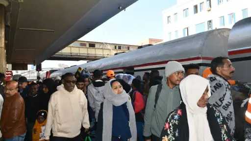 السكة الحديد تسيير الرحلة الـ 44 لقطارات ”العودة الطوعية” لنقل لأشقاء السودانيين