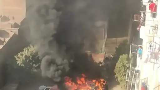 تفحم 5 سيارات في حريق داخل جراج بكفر طهرمس بالجيزة