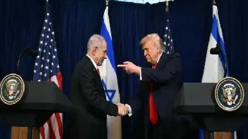 أكسيوس: ترامب تعهد لنتنياهو بالسماح بعمل عسكري ضد حماس إذا لم تبدأ في نزع سلاحها