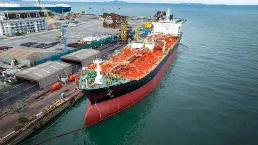 أمريكا تفرض عقوبات على ناقلات النفط والشركات المرتبطة... أمريكا تفرض عقوبات على ناقلات النفط والشركات المرتبطة بفنزويلا