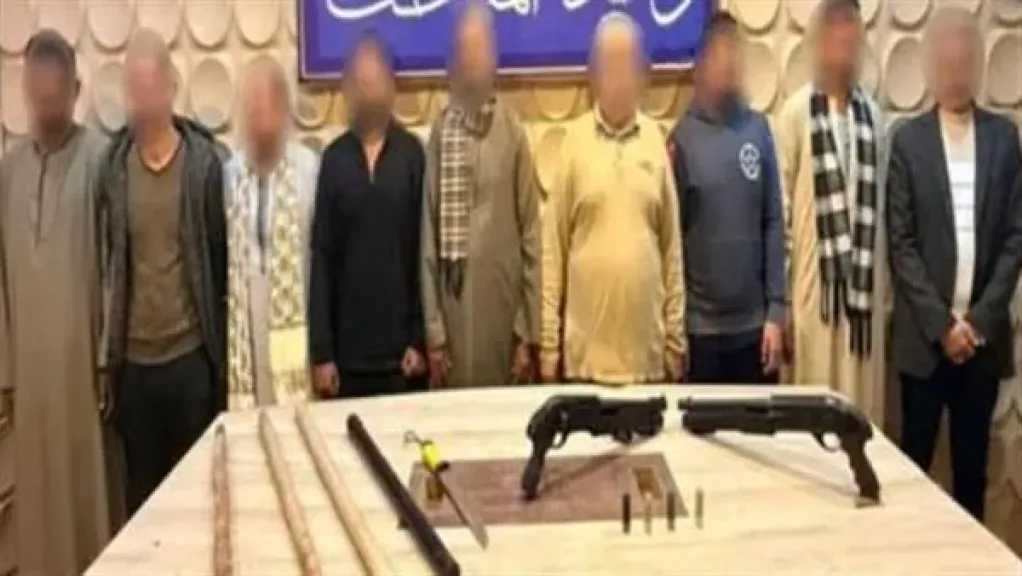 القبض على طرفي مشاجرة تعديا على بعضهما بأسلحة نارية وبيضاء بالقاهرة