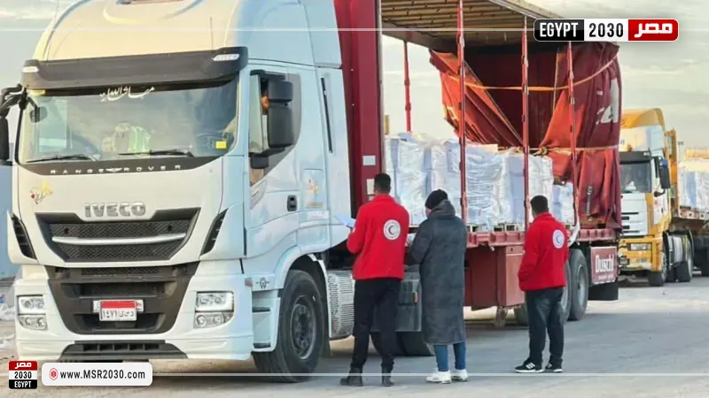 أكثر من 5 آلاف طن مساعدات من الهلال الأحمر المصري تعبر معبر رفح إلى غزة